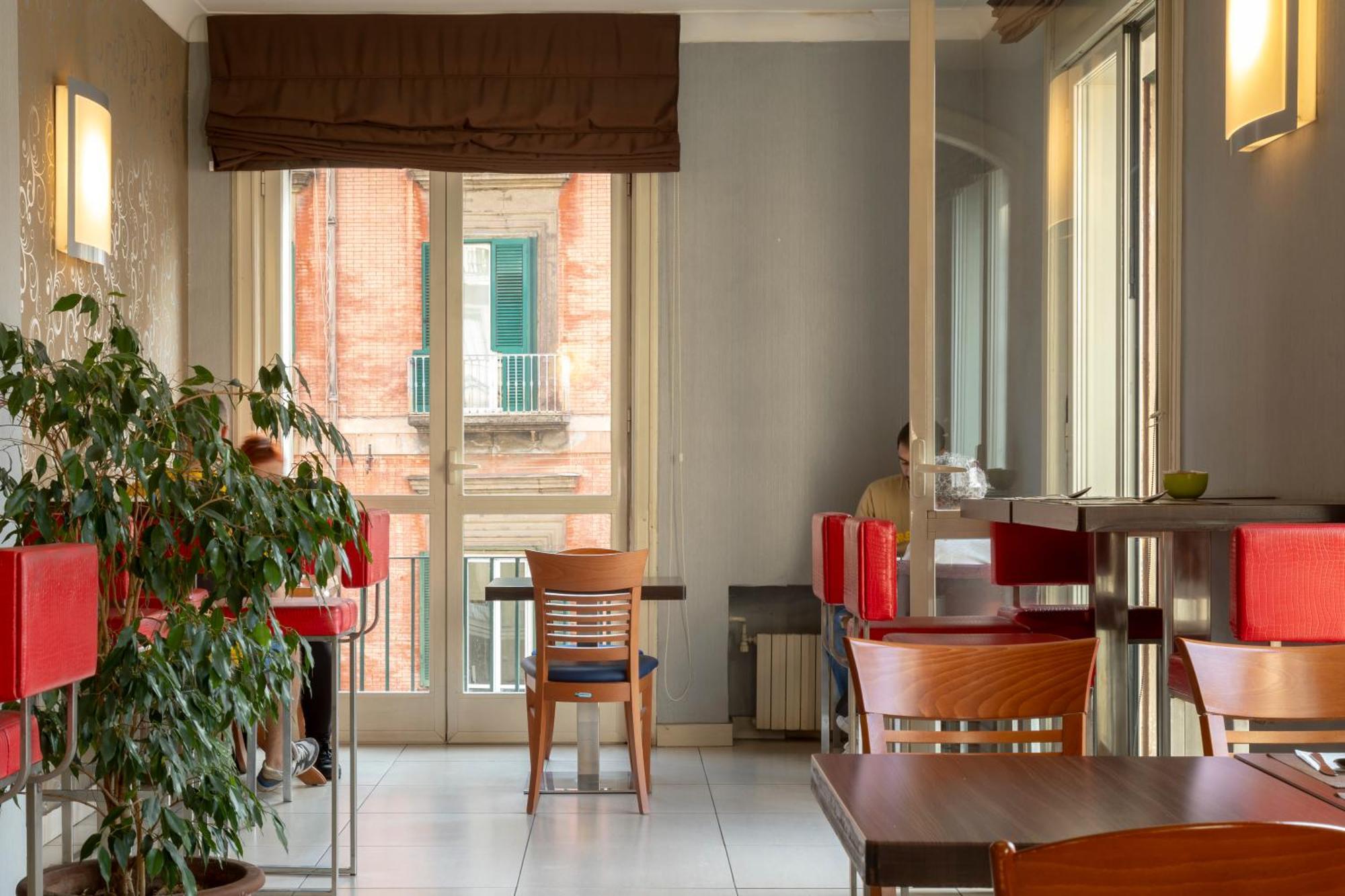 Napolit'amo Medina Hotel Neapel